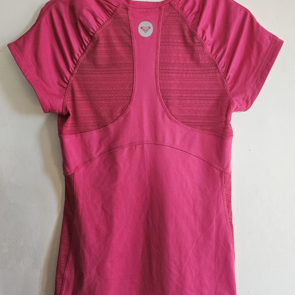 Roxy pink swim top Scrunch breathable workout Roxy logo beautiful silky soft med - Picture 9 of 16